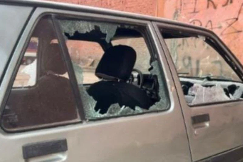 مراكش: تخريب جماعي لسيارات بحي الزيتون يثير قلق السكان